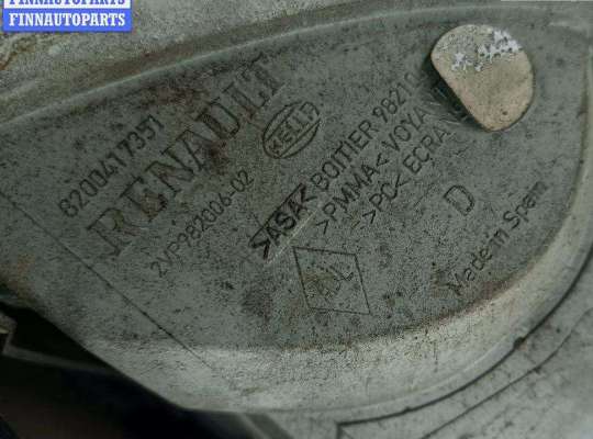 купить Фонарь задний правый на Renault Megane II (2002-2008)