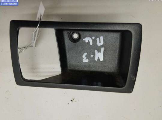 Накладка на ручку двери FO1759563 на Ford Mondeo III (2000-2007)