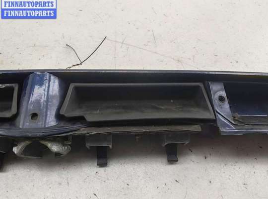 купить Накладка подсветки номера на Volkswagen Passat B5