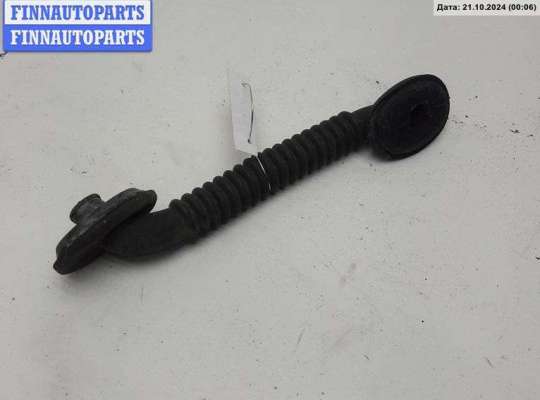 купить Уплотнитель крышки (двери) багажника на Volkswagen Passat B5