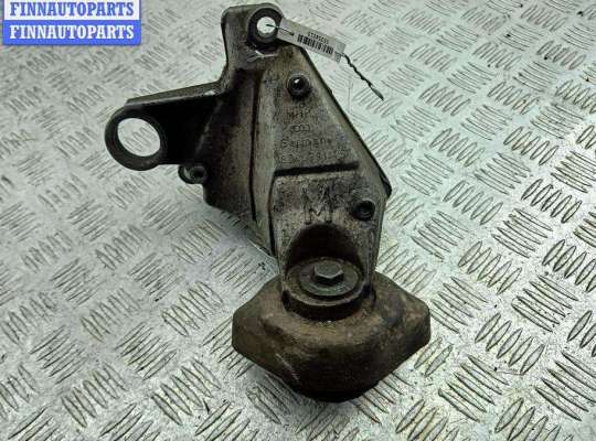 Кронштейн КПП опорный VG2723951 на Volkswagen Passat B5+ (GP)