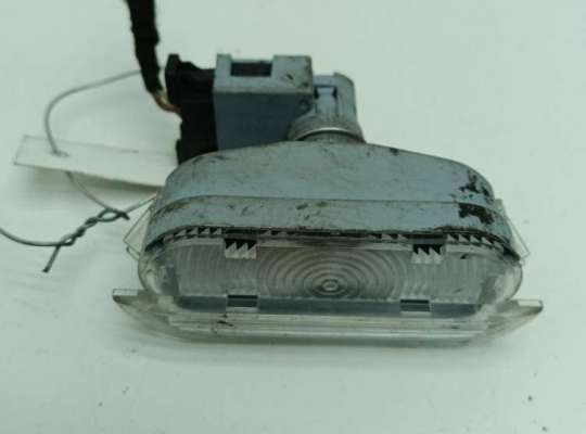 Фонарь салона (плафон)