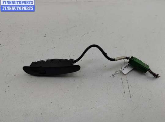 купить Кнопка стеклоподъемника переднего левого на Opel Vectra B (1995-2002)