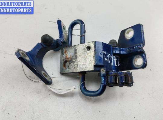 Петля двери передней правой VG2740473 на Volkswagen Passat B6