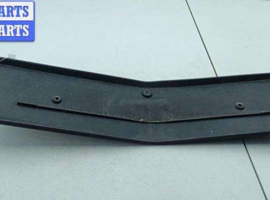 купить Бленда (накладка под номер) на Mercedes E-Class W211 (2002-2009)