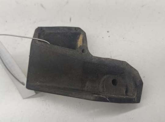 купить Кронштейн крепления на Audi A6 C4 (1994-1997)