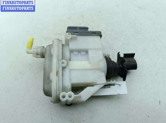 купить Активатор (привод) замка двери передней левой на Volkswagen Passat B4