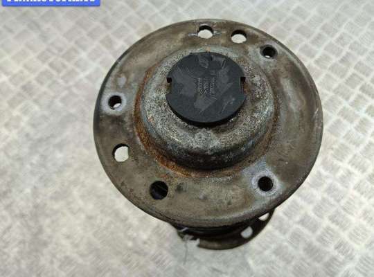 купить Стойка подвески передняя правая на Opel Vectra C (2002-2008)