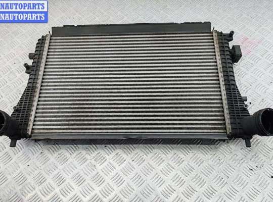 Радиатор интеркулера VG2716000 на Volkswagen Passat B6
