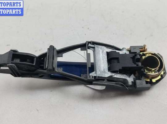 купить Ручка двери наружная задняя левая на Volkswagen Bora