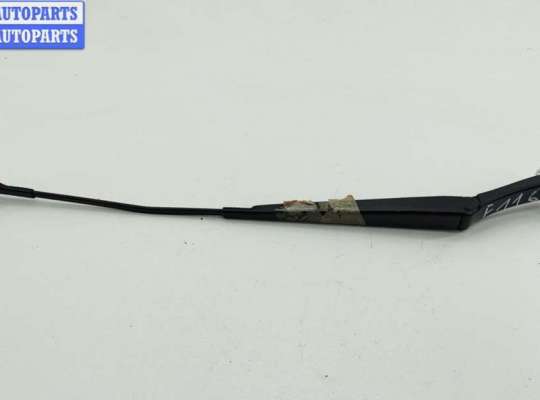 Купить Щеткодержатель (поводок стеклоочистителя) передний на Volkswagen Passat B6 Щеткодержатель (поводок стеклоочистителя) передний VG2718419 на Volkswagen Passat B6