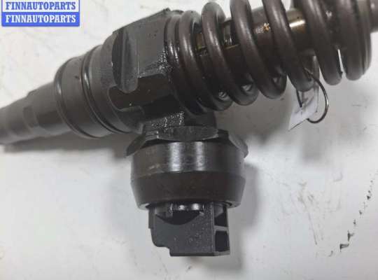 купить Форсунка топливная на Volkswagen Caddy (2004-2010)