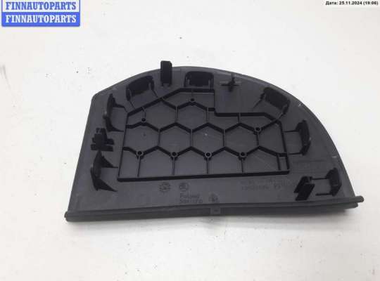 купить Накладка декоративная на торпедо на Skoda Fabia mk2 (5J)