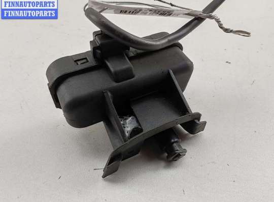 Купить Активатор (привод) замка лючка бака на Volkswagen Golf-6 Активатор (привод) замка лючка бака VG2668287 на Volkswagen Golf-6