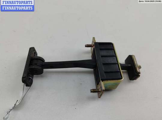 Ограничитель открывания двери передней MB1488550 на Mercedes C-Class W203 (2000-2006)