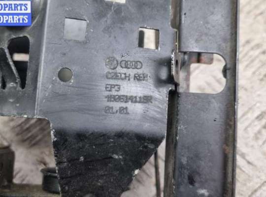 купить Кронштейн крепления на Volkswagen Passat B5+ (GP)