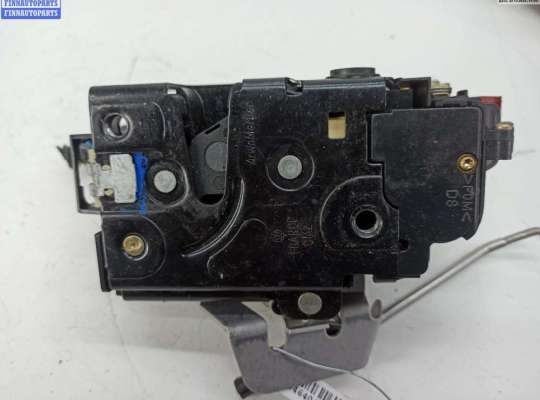 купить Замок двери задней правой на Audi A4 B6 (2001-2004)