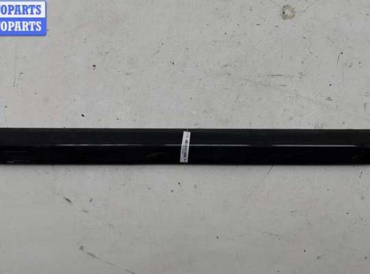 купить Молдинг двери задней левой на Audi A6 C5 (1997-2005)