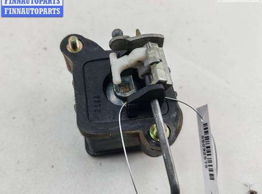 купить Кнопка открывания багажника на Volkswagen Passat B3