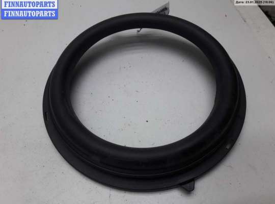 Накладка двери передней левой VG2227749 на Volkswagen Passat B5