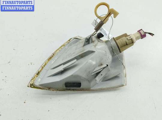 купить Поворотник (указатель поворота) правый на Volkswagen Passat B5