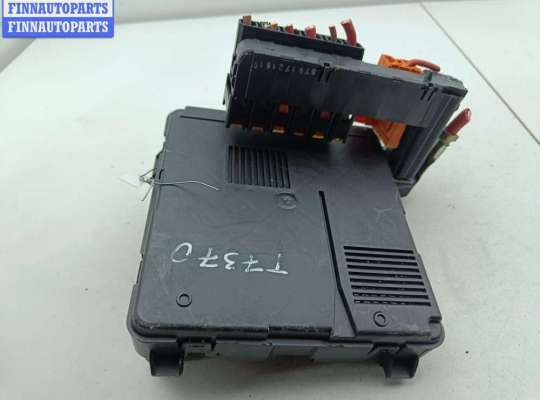 купить Блок предохранителей на Renault Scenic II (2003-2009)