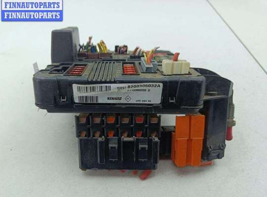 купить Блок предохранителей на Renault Scenic II (2003-2009)