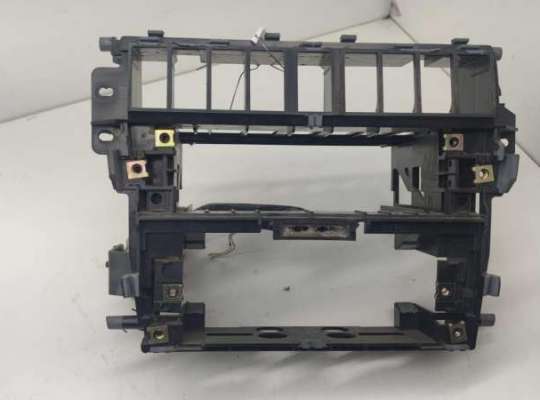 купить Рамка магнитолы на Audi A4 B5 (1994-2001)