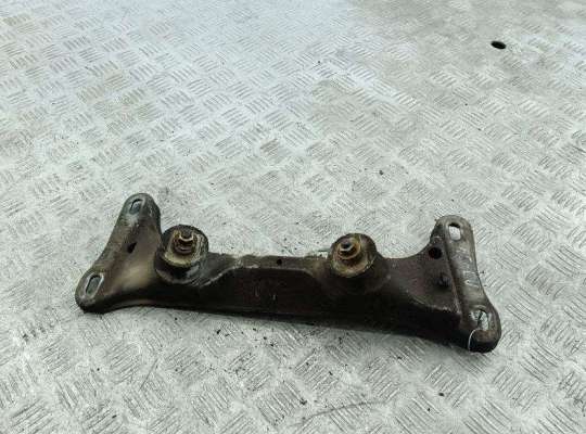 Кронштейн КПП опорный BM2866660 на BMW 3 E46 (1998-2006)
