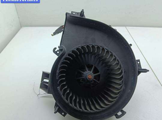 купить Двигатель отопителя (моторчик печки) на Opel Corsa C (2000-2006)