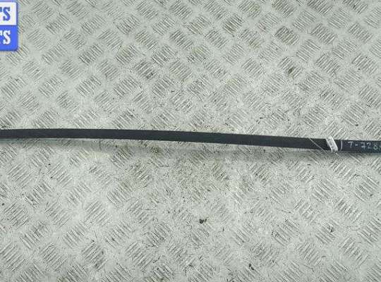 купить Молдинг лобового стекла на Volkswagen Passat B6