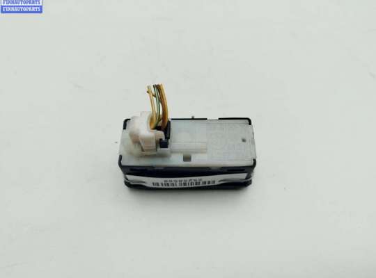 купить Кнопки управления прочие (включатель) на BMW 3 E36 (1991-2000)