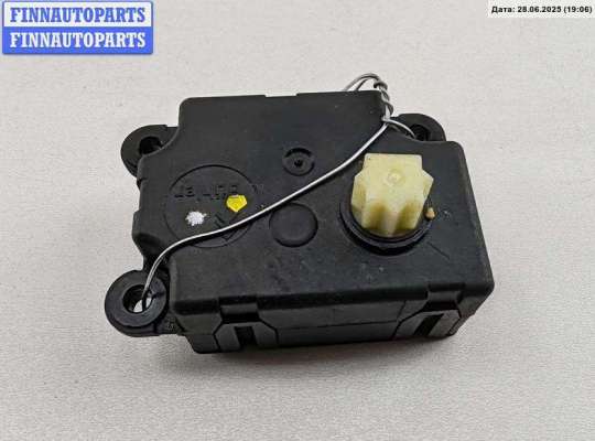 купить Моторчик заслонки отопителя на Renault Scenic II (2003-2009)