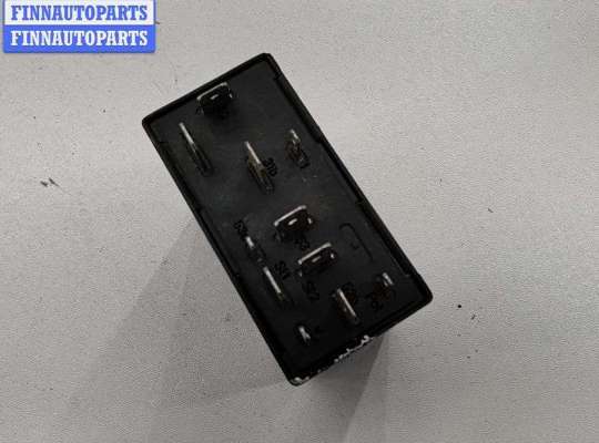 купить Реле стеклоочистителя (дворников) на Audi A6 C5 (1997-2005)