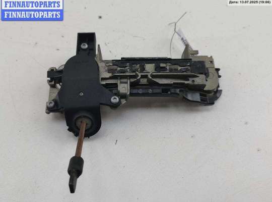 купить Корпус (держатель) ручки двери передней левой на Audi A4 B6 (2001-2004)