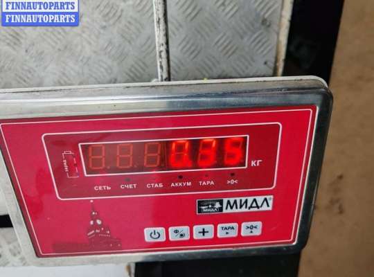 купить Молдинг двери передней левой на Volkswagen Golf-3