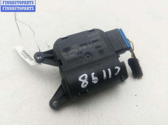 купить Моторчик заслонки отопителя на Volkswagen Golf-5