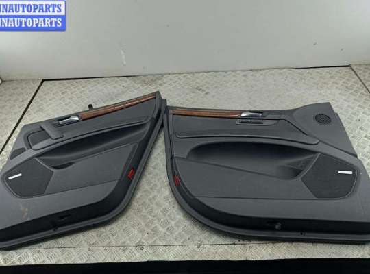 купить Обшивка двери передней левой (дверная карта) на Audi Q7 4L (2005-2015)