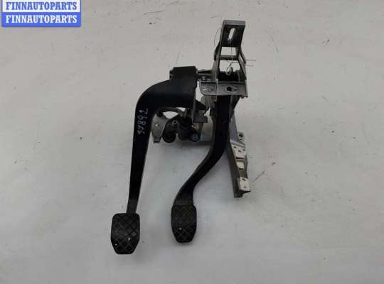 купить Узел педальный на Audi A4 B6 (2001-2004)