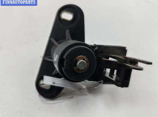 купить Кнопка открывания багажника на Opel Astra G (1998-2004)