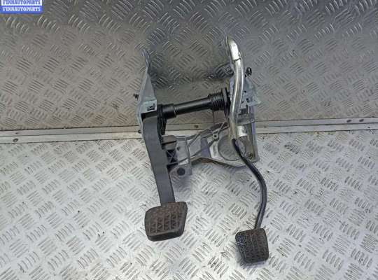 купить Узел педальный на Opel Vectra C (2002-2008)