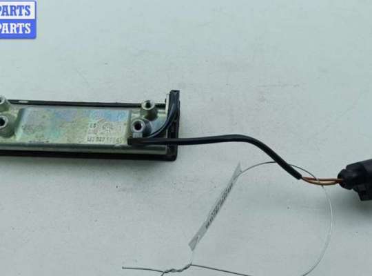 купить Кнопка открывания багажника на Volkswagen Bora