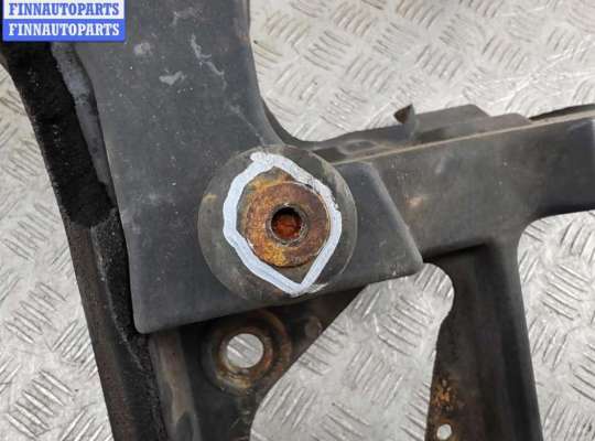 купить Рамка передняя (панель кузовная, телевизор) на Volkswagen Passat B5+ (GP)