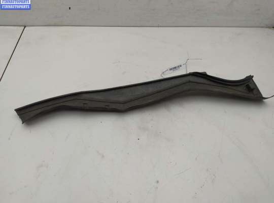 купить Уплотнитель капота на Mercedes C-Class W202 (1993-2000)