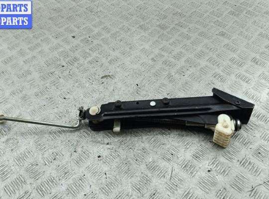 Купить Домкрат на BMW 5 E39 (1995-2003) Домкрат BM3669391 на BMW 5 E39 (1995-2003)