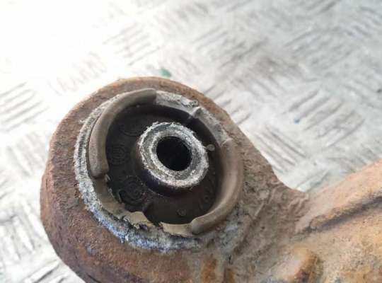 купить Рычаг подвески задний правый на BMW 3 E46 (1998-2006)