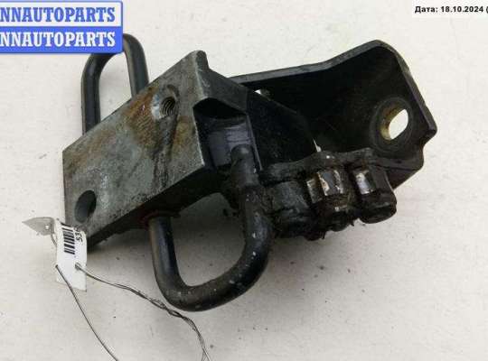 купить Петля двери передней правой на Audi A4 B6 (2001-2004)