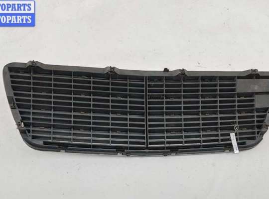 купить Решетка радиатора на Mercedes E-Class W210 (1995-2002)