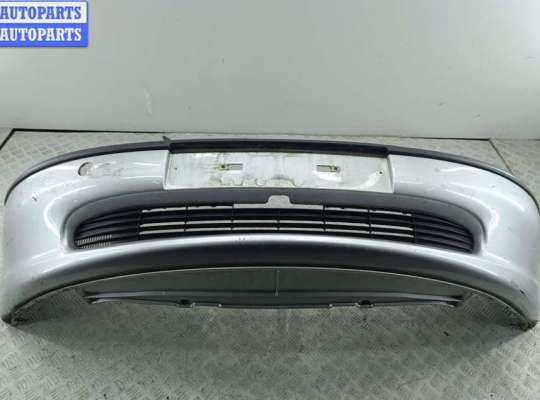 Бампер передний на Opel Vectra B