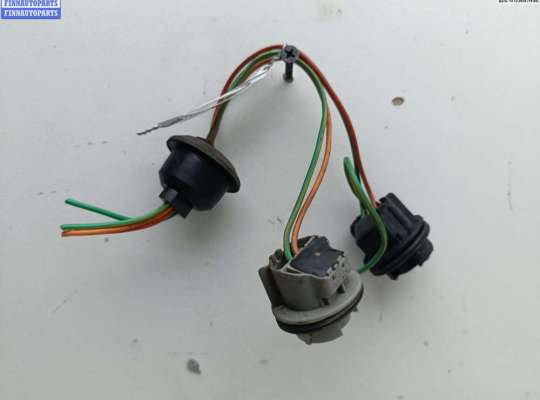 Патрон лампы фонаря PG1032452 на Peugeot 607